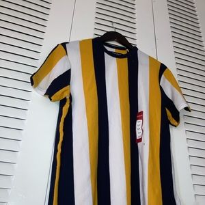 Men’s S Guess T-shirt